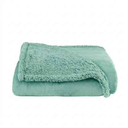 AquaLuxe™ - Waterproof Sherpa Blanket