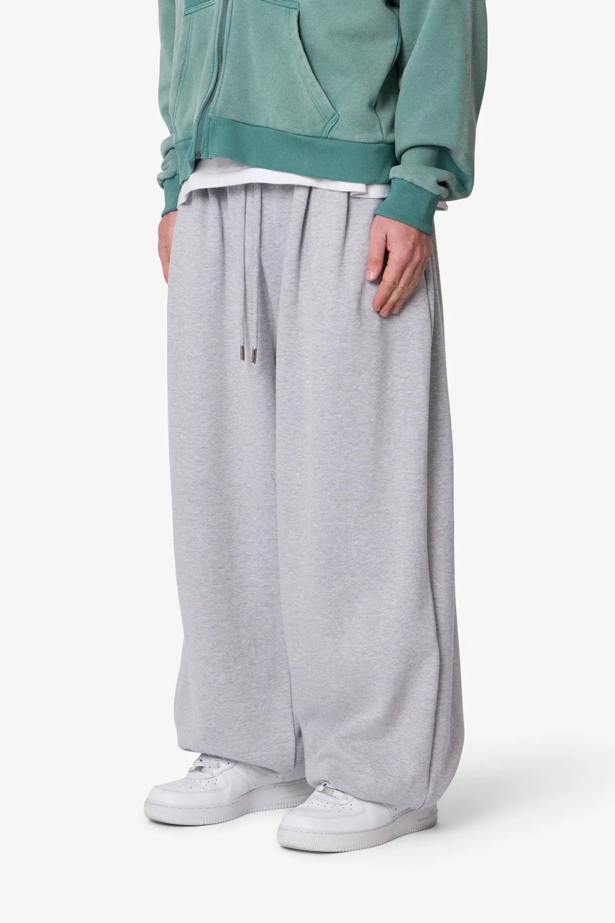 TrueBaggy Wide-Leg Oversized Sweatpants
