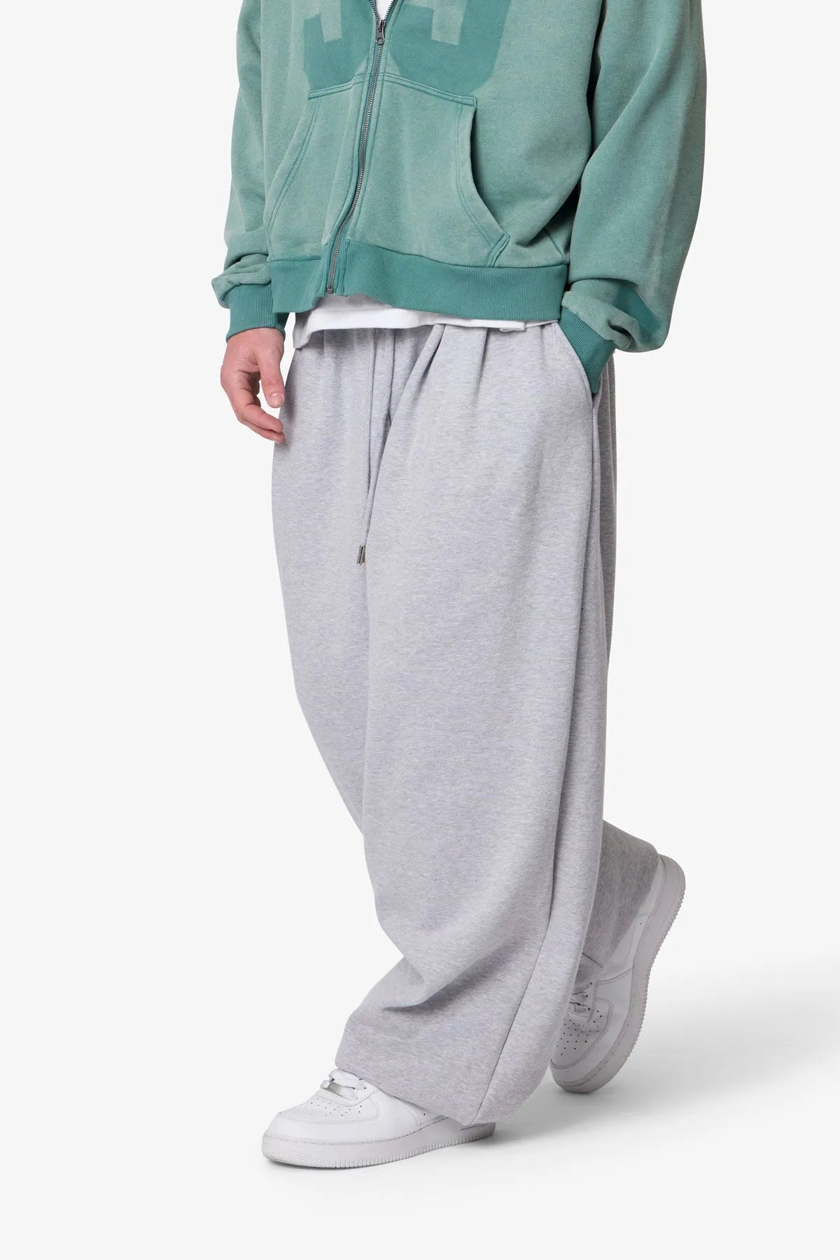 TrueBaggy Wide-Leg Oversized Sweatpants